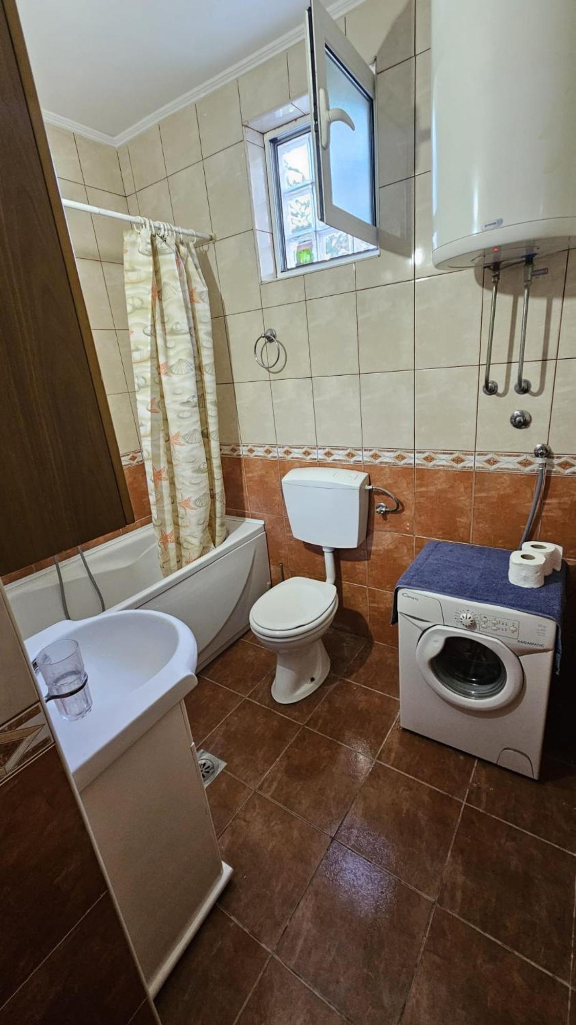 Radenovic, Soba Appartement Budva